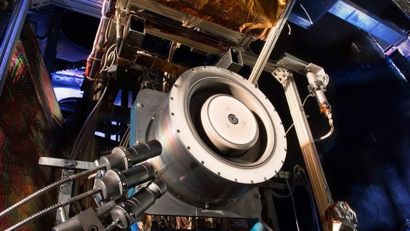 Redwire y Phase Four colaborarán en propulsores de efecto Hall